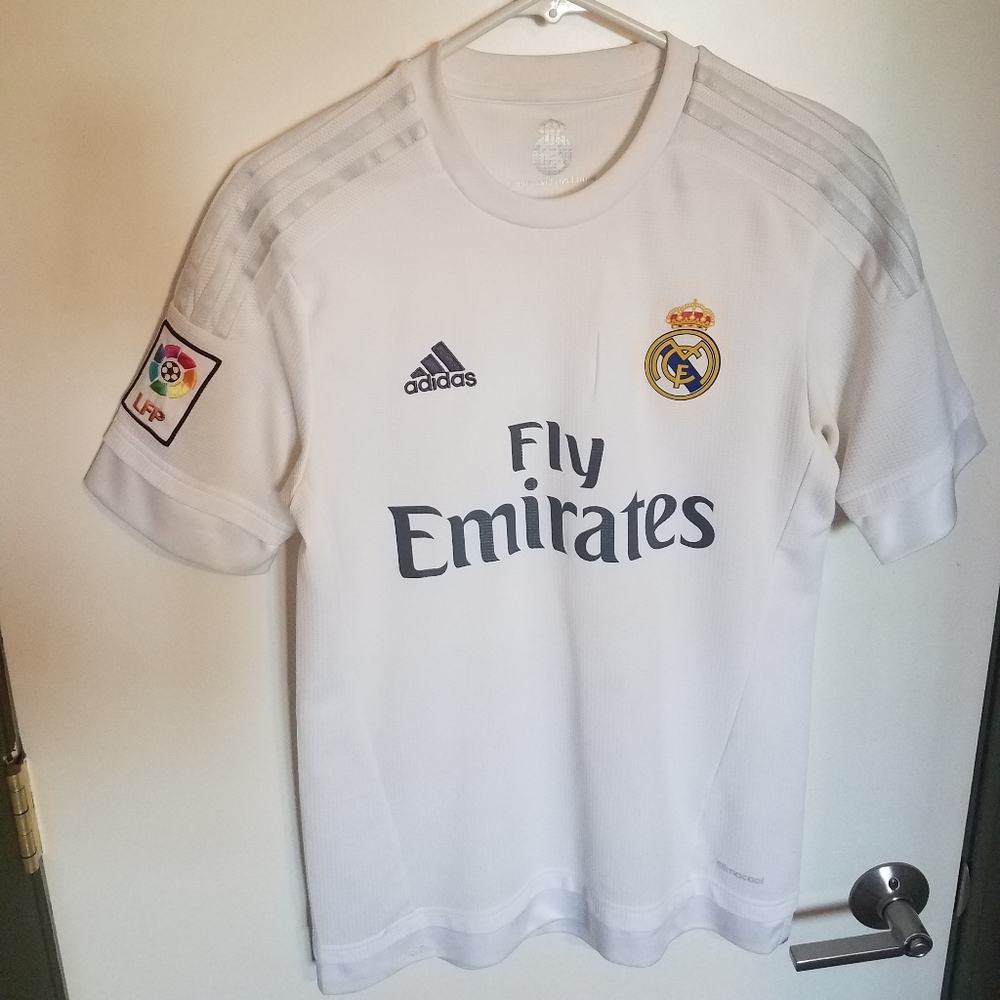 Real Madrid 2015-2016 Home Jersey